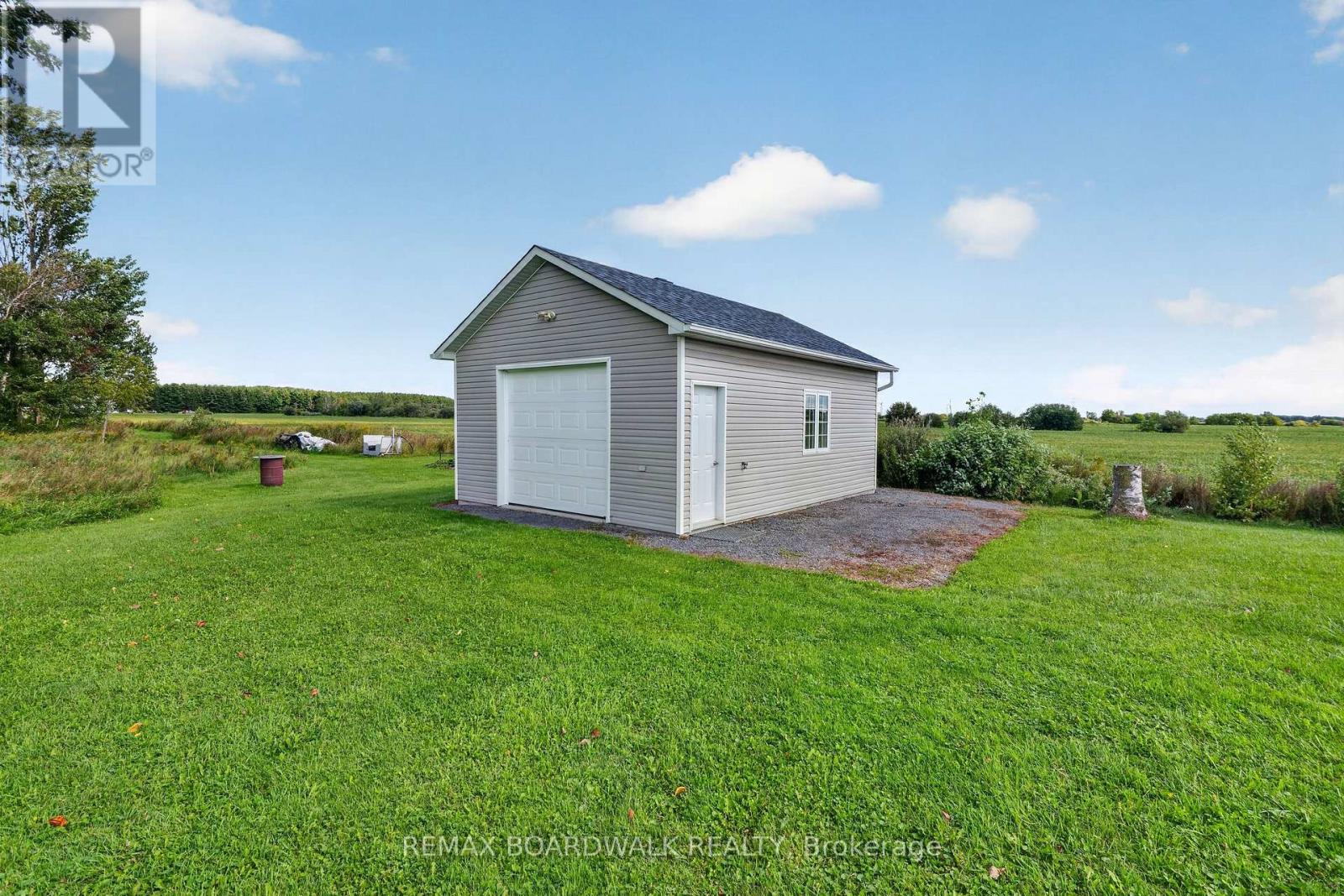 4 Bed, 2 Bath House for Sale in Russell – 1064 ROUTE 400, Russell – MLS# X13774438 - Image 61