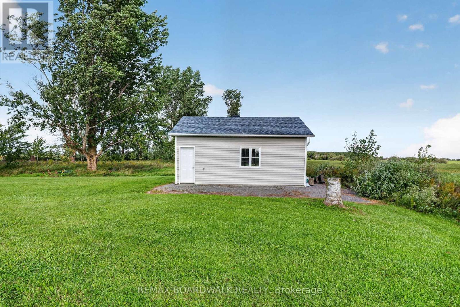 4 Bed, 2 Bath House for Sale in Russell – 1064 ROUTE 400, Russell – MLS# X13774438 - Image 63