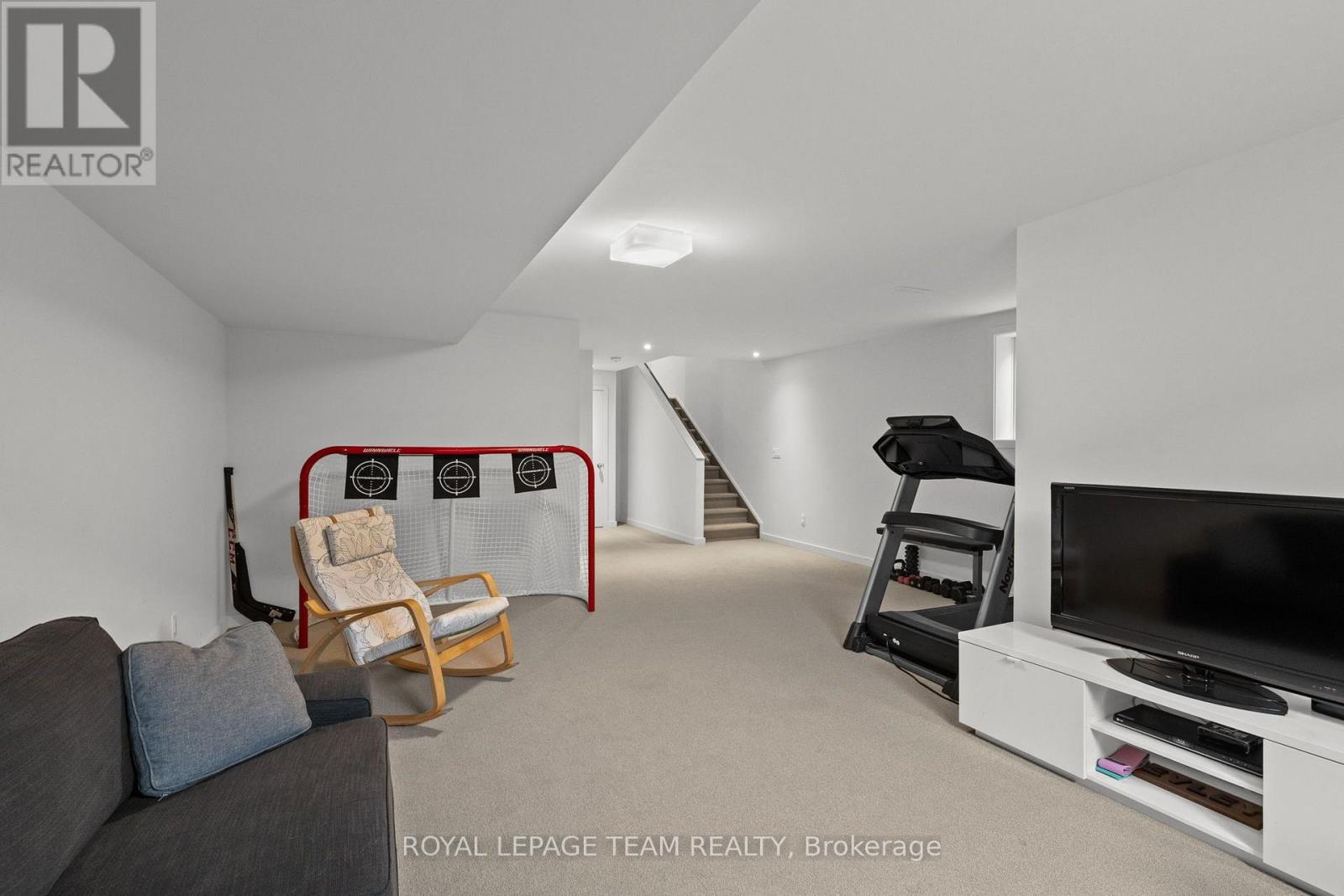 3 Bed, 3 Bath House for Sale in Ottawa – 1037 EIDER STREET, Ottawa – MLS# X13774442 - Image 89