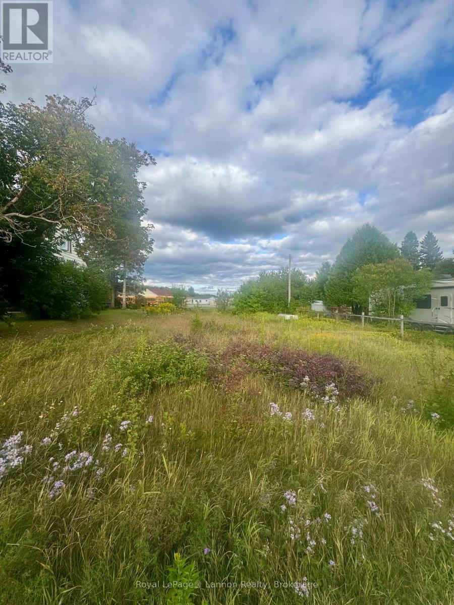 126 JOHN STREET, Nipigon