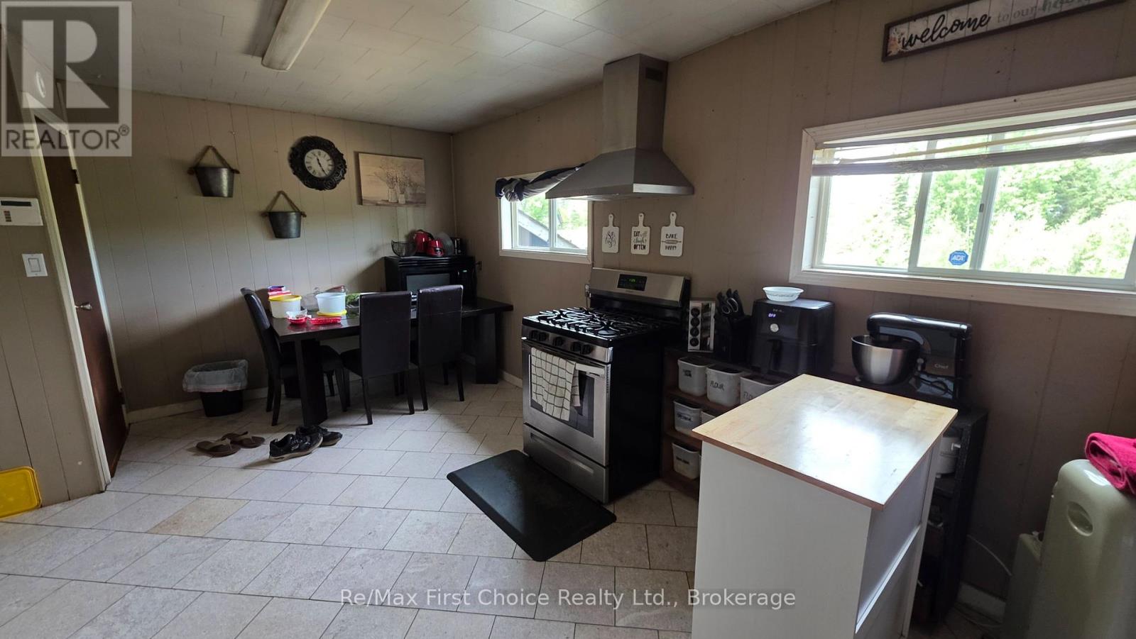 2185 HIGHWAY 17 EAST HIGHWAY - 15