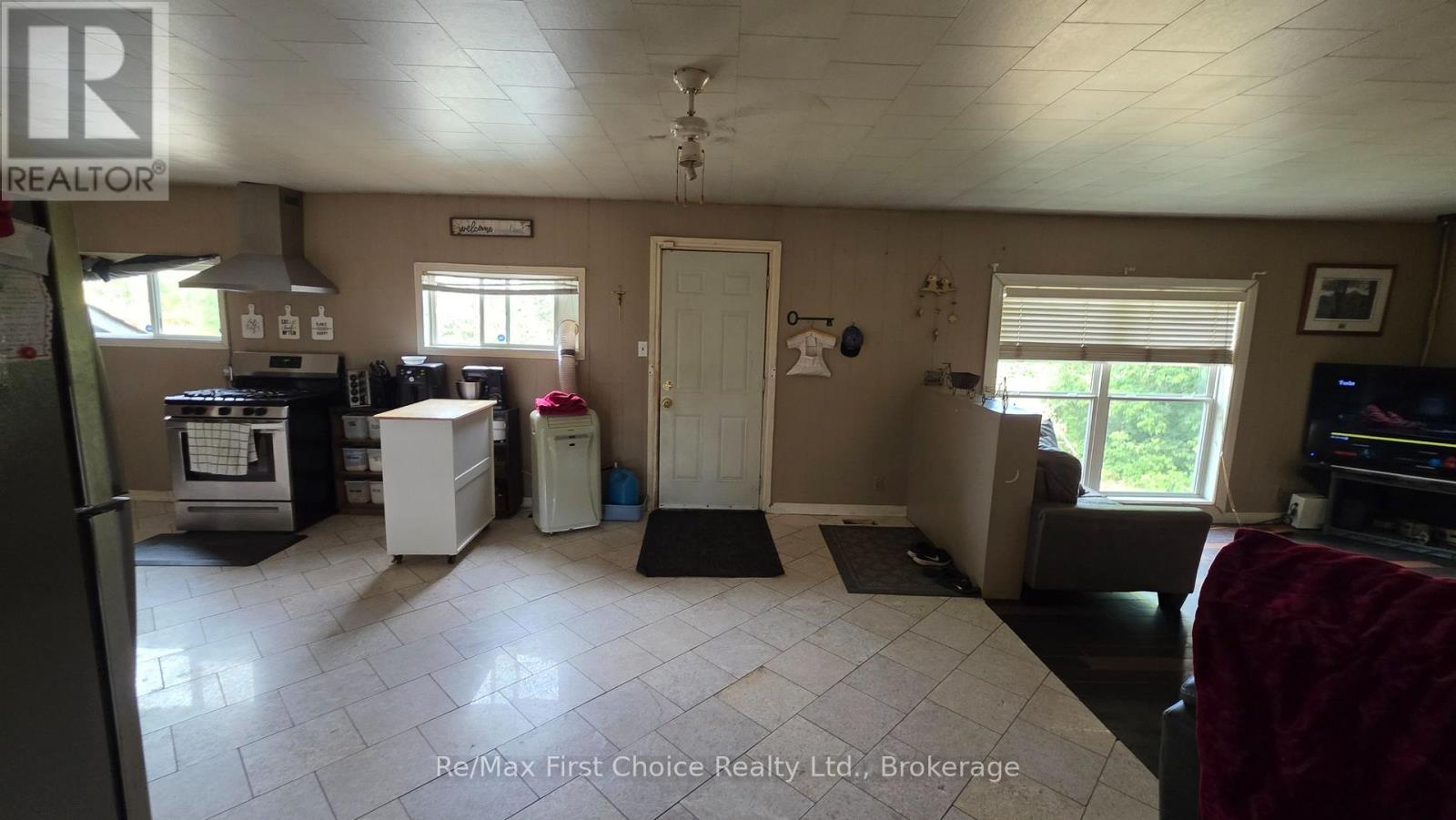 2185 HIGHWAY 17 EAST HIGHWAY - Image 17