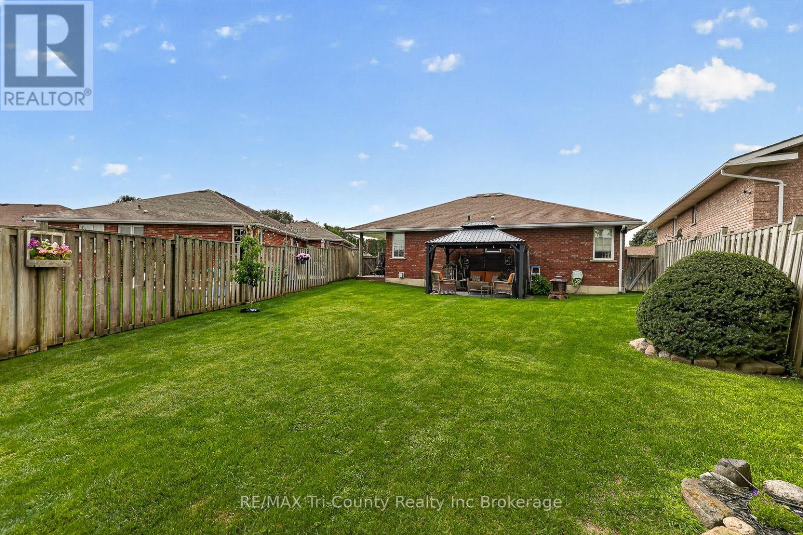 22 ST MICHAEL'S STREET - Image 32