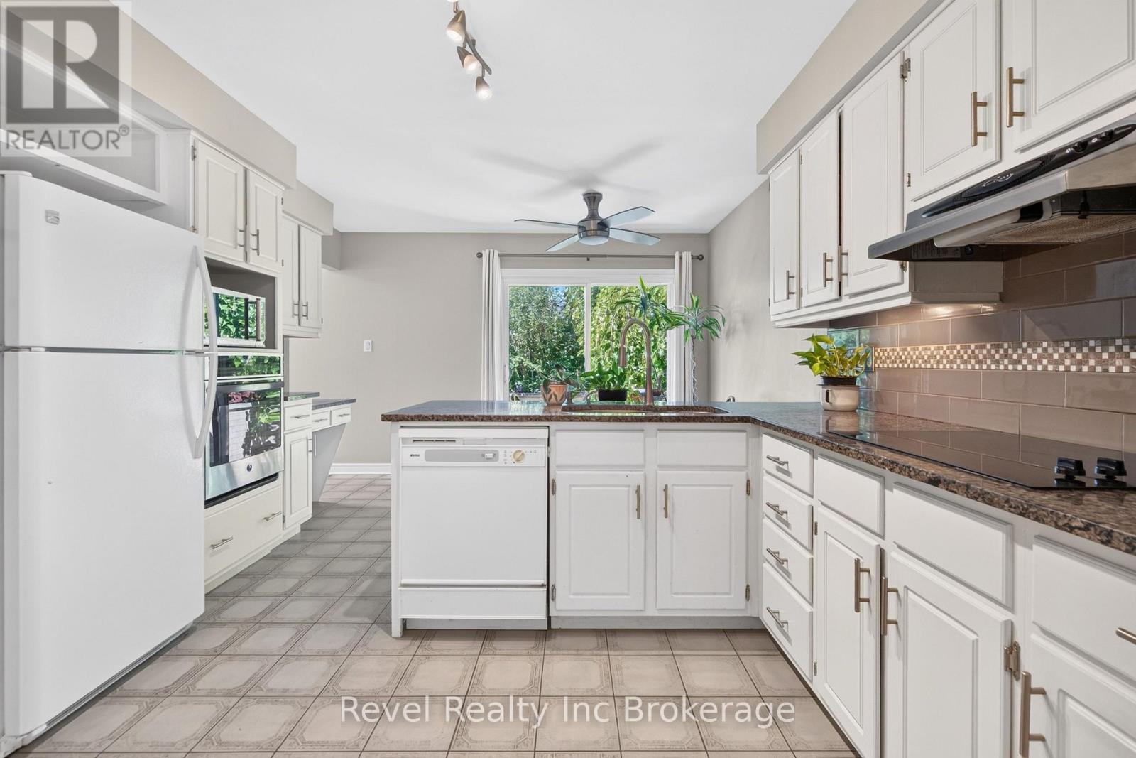 #16 163 PINE VALLEY DRIVE - 13