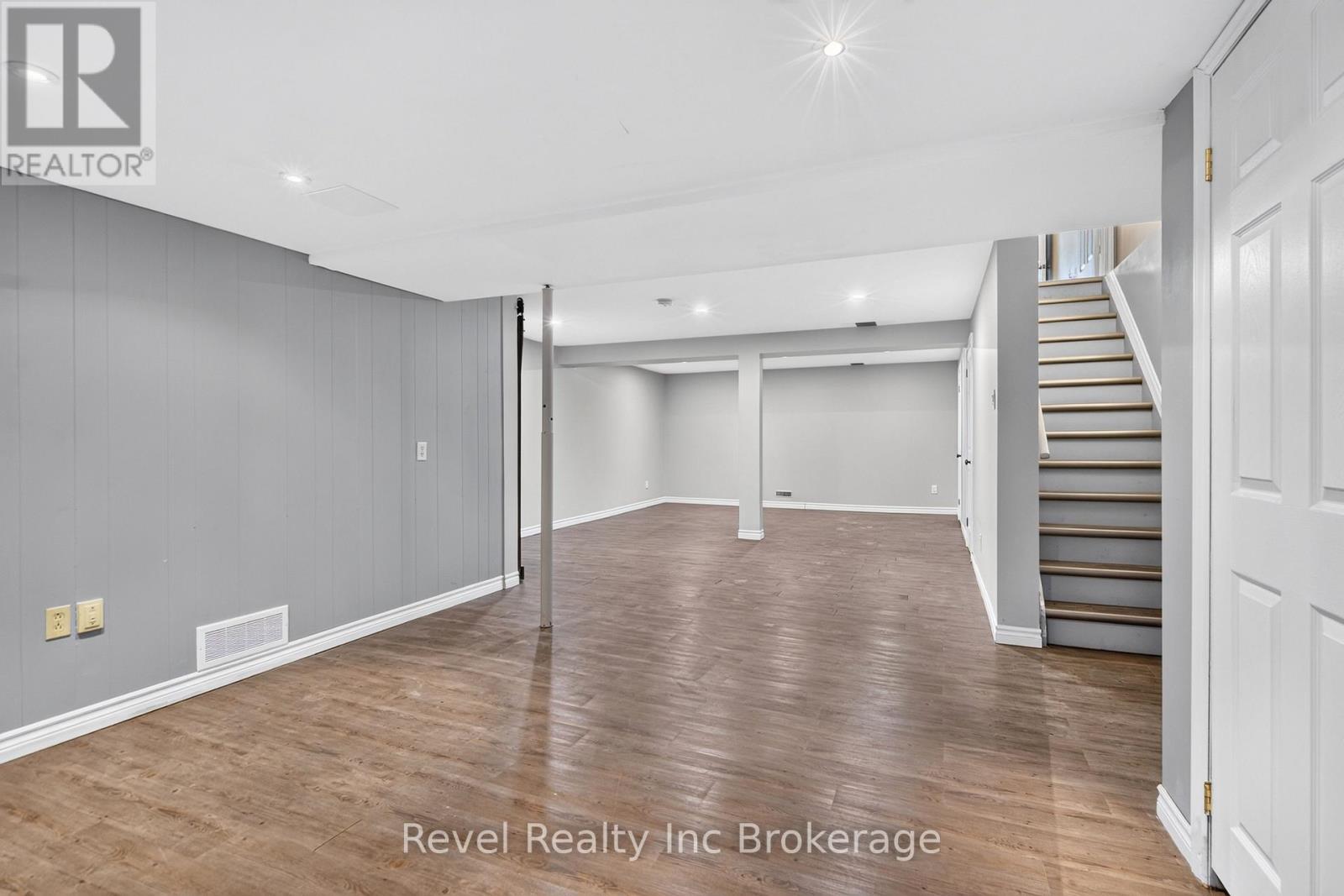 #16 163 PINE VALLEY DRIVE - 24