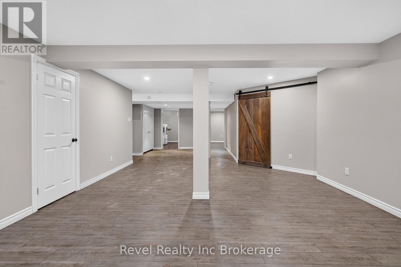 #16 163 PINE VALLEY DRIVE - 26