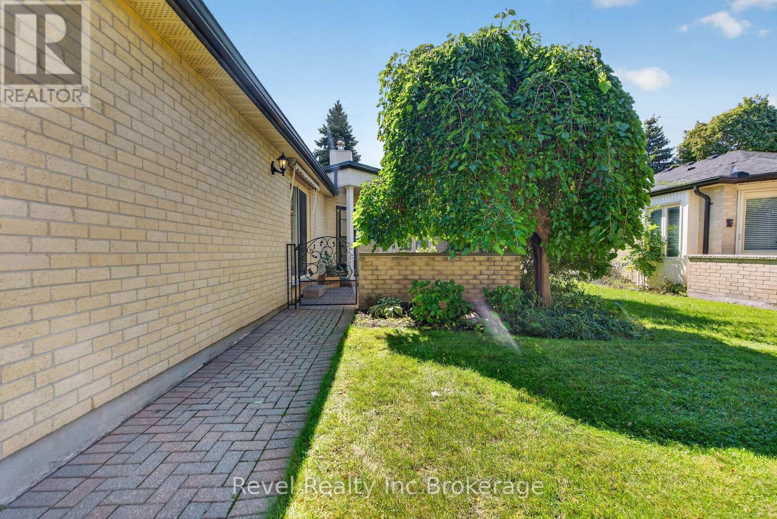 #16 163 PINE VALLEY DRIVE - 3
