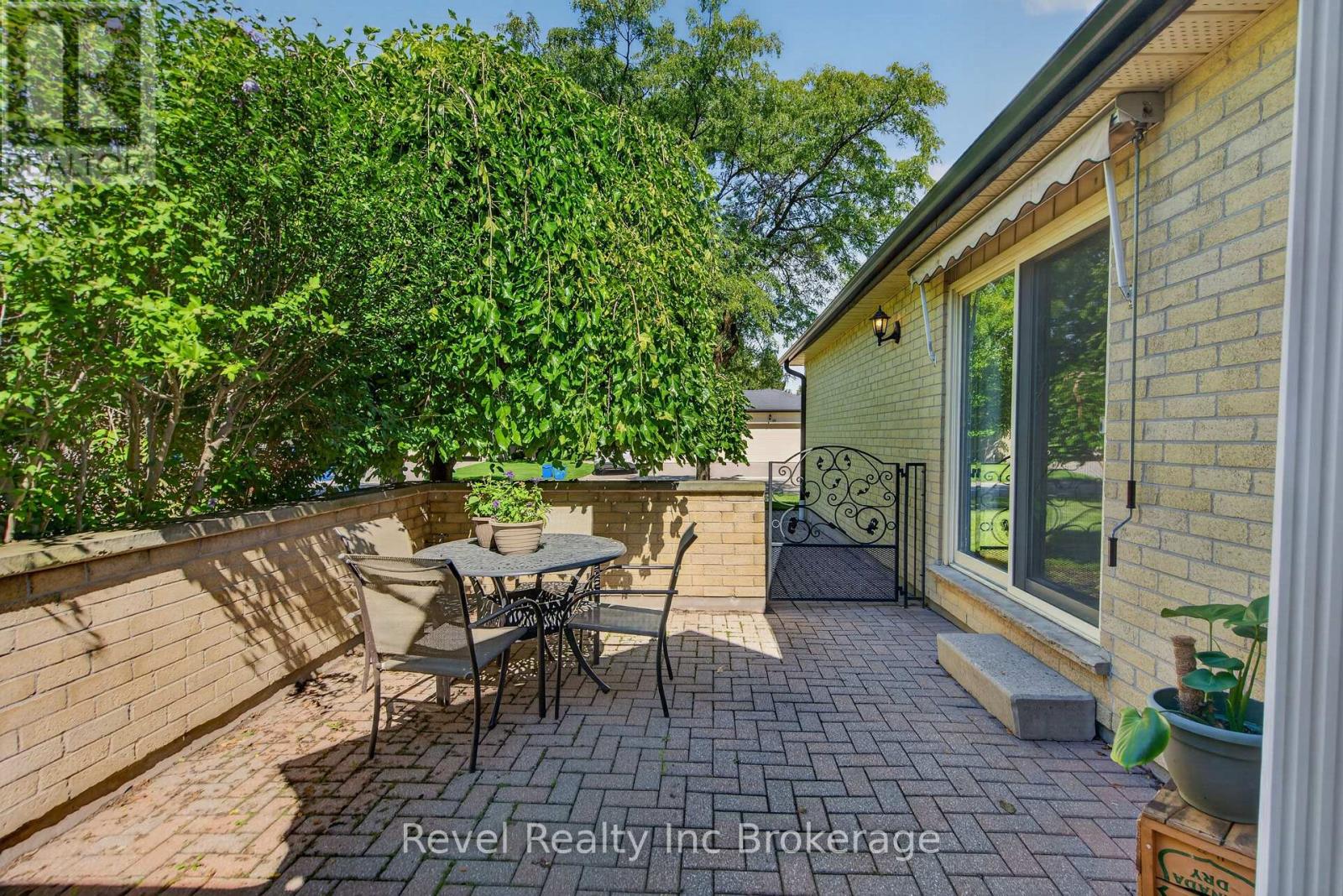 16 - 163 PINE VALLEY DRIVE, London South (South N) — photo 5