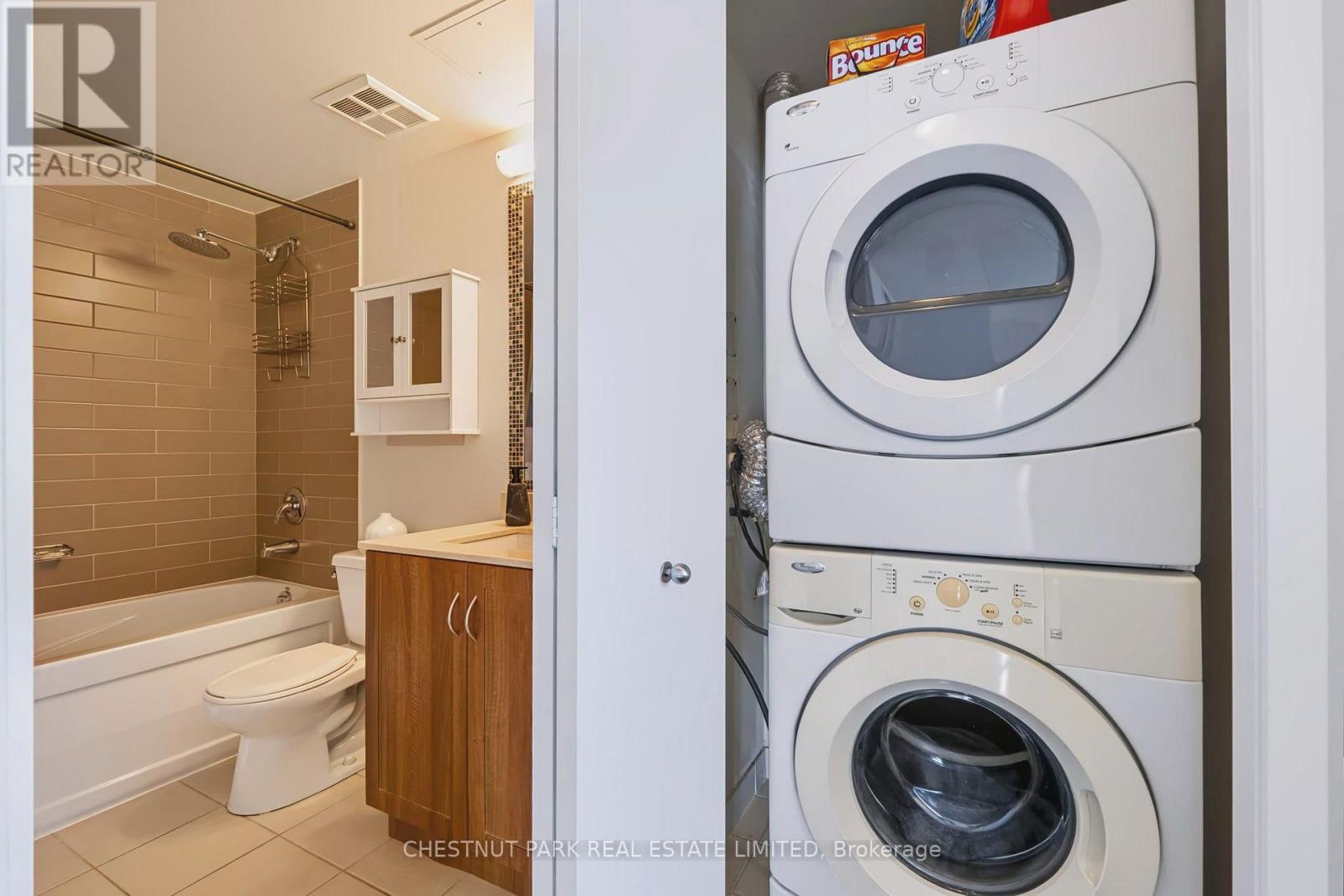 #1209 35 MARINER TERRACE - Image 28