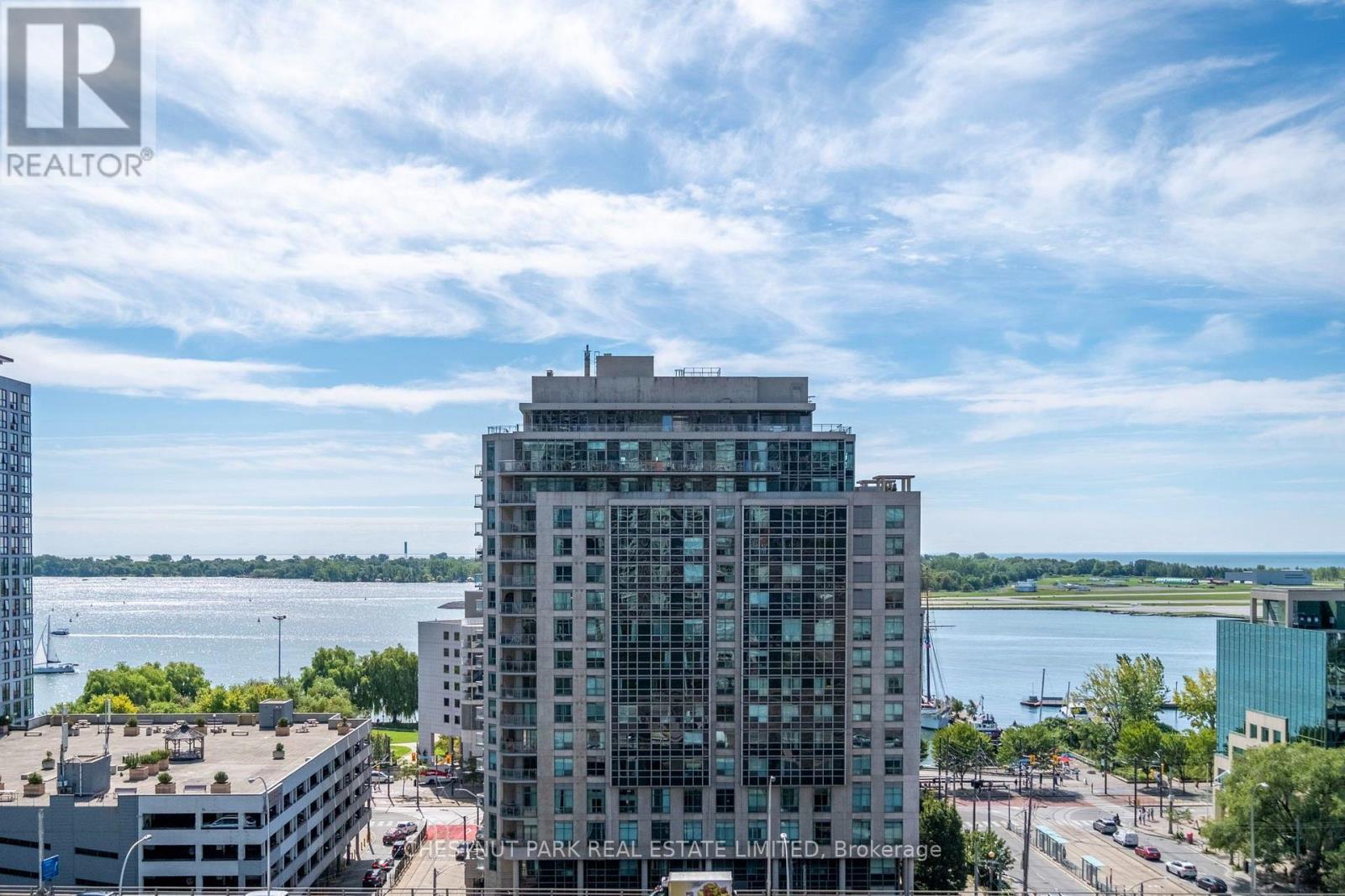 #1209 35 MARINER TERRACE - Image 35
