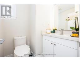 16 Paultiel Drive W, Toronto, ON M2M3P3 Photo 11