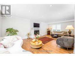 16 Paultiel Drive W, Toronto, ON M2M3P3 Photo 13