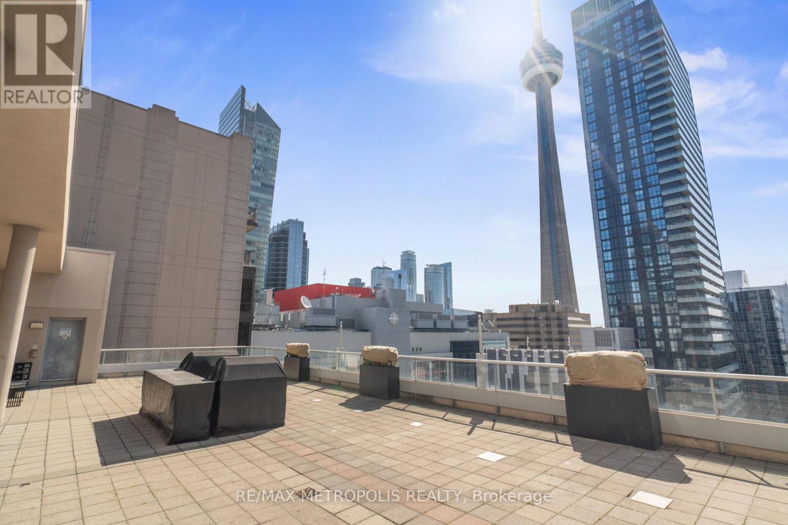 #836 250 WELLINGTON STREET W - Image 33