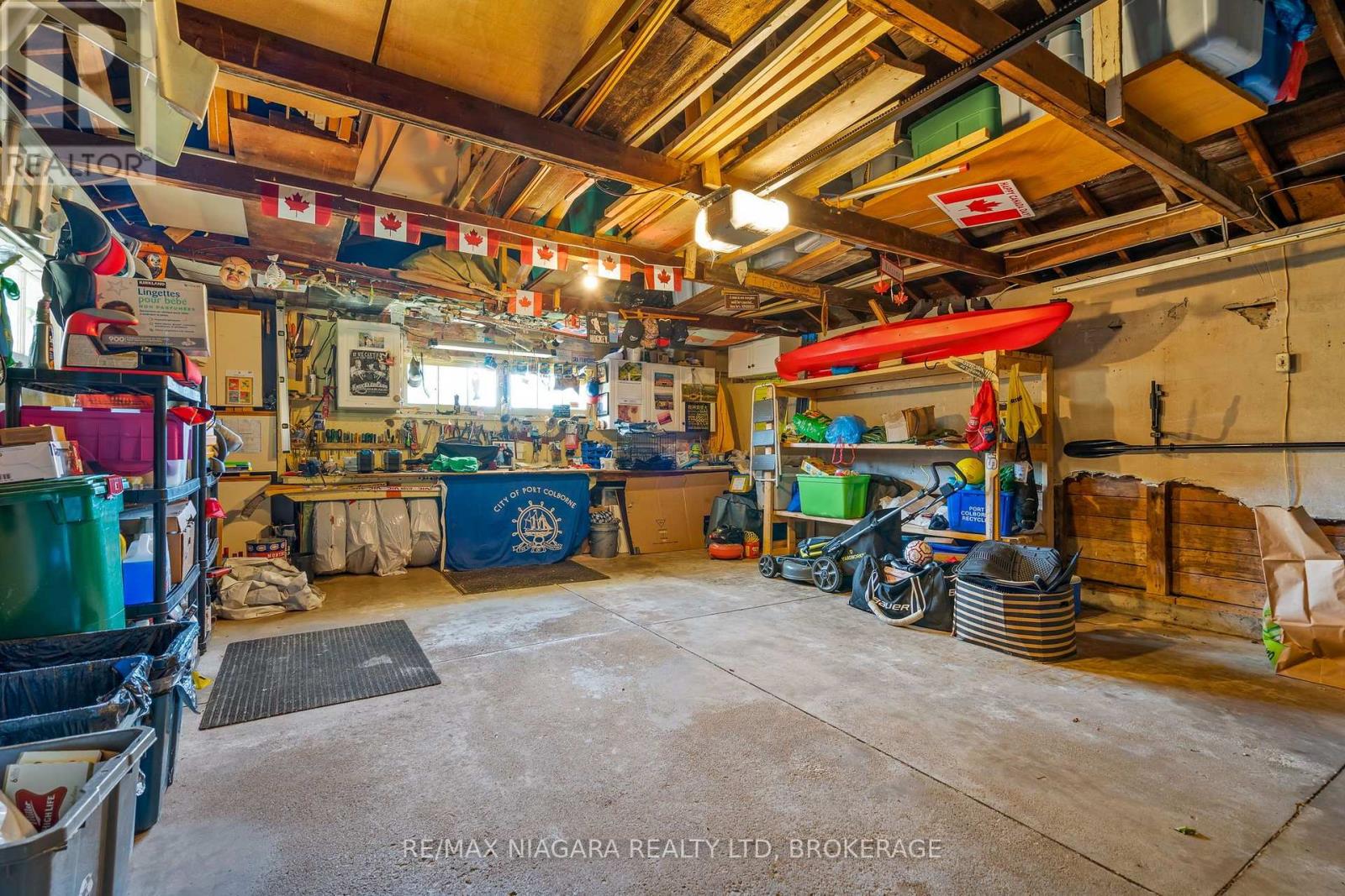 182 ROSEMOUNT AVENUE - 30