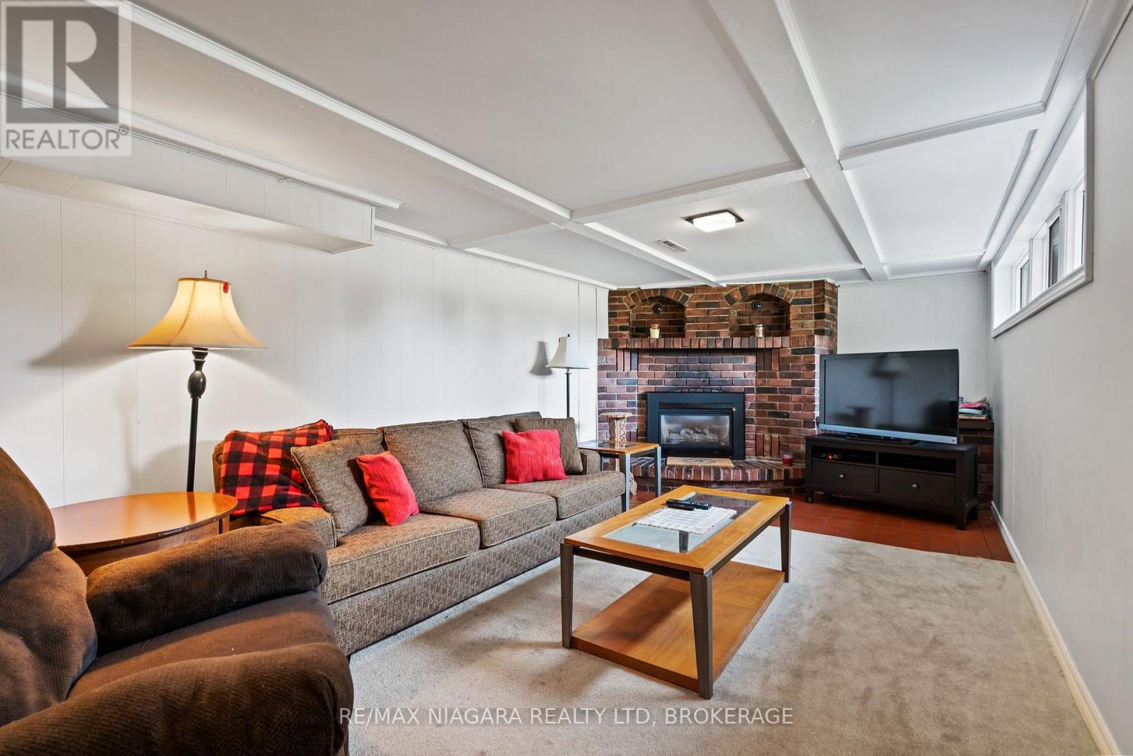 182 ROSEMOUNT AVENUE - Image 21