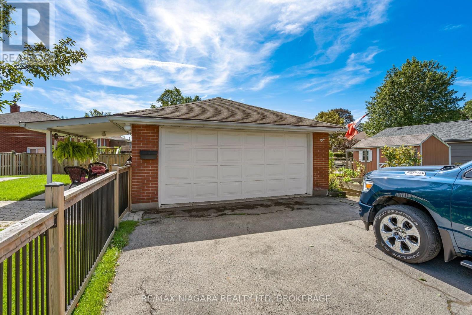 182 ROSEMOUNT AVENUE - Image 24
