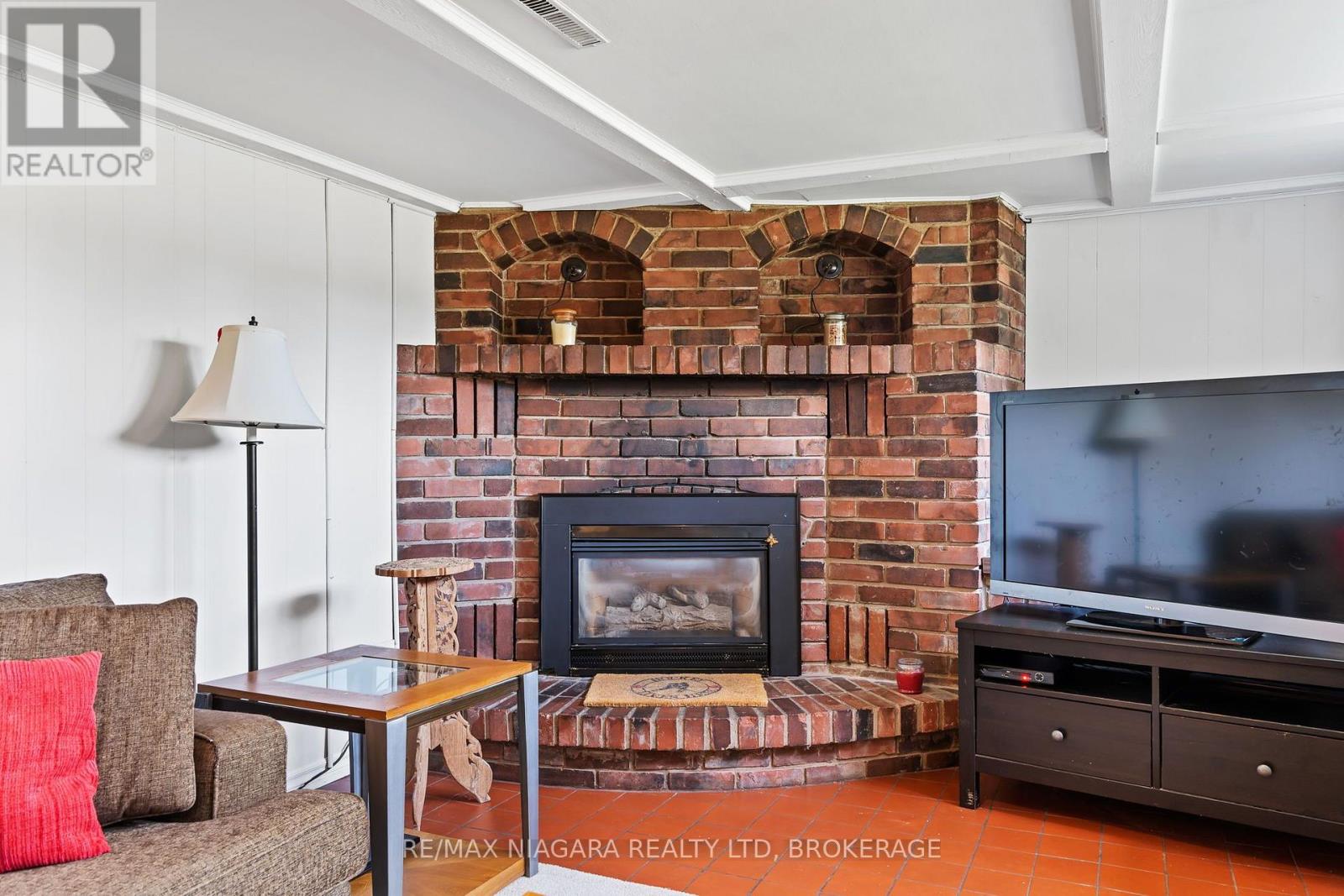 182 ROSEMOUNT AVENUE - Image 22