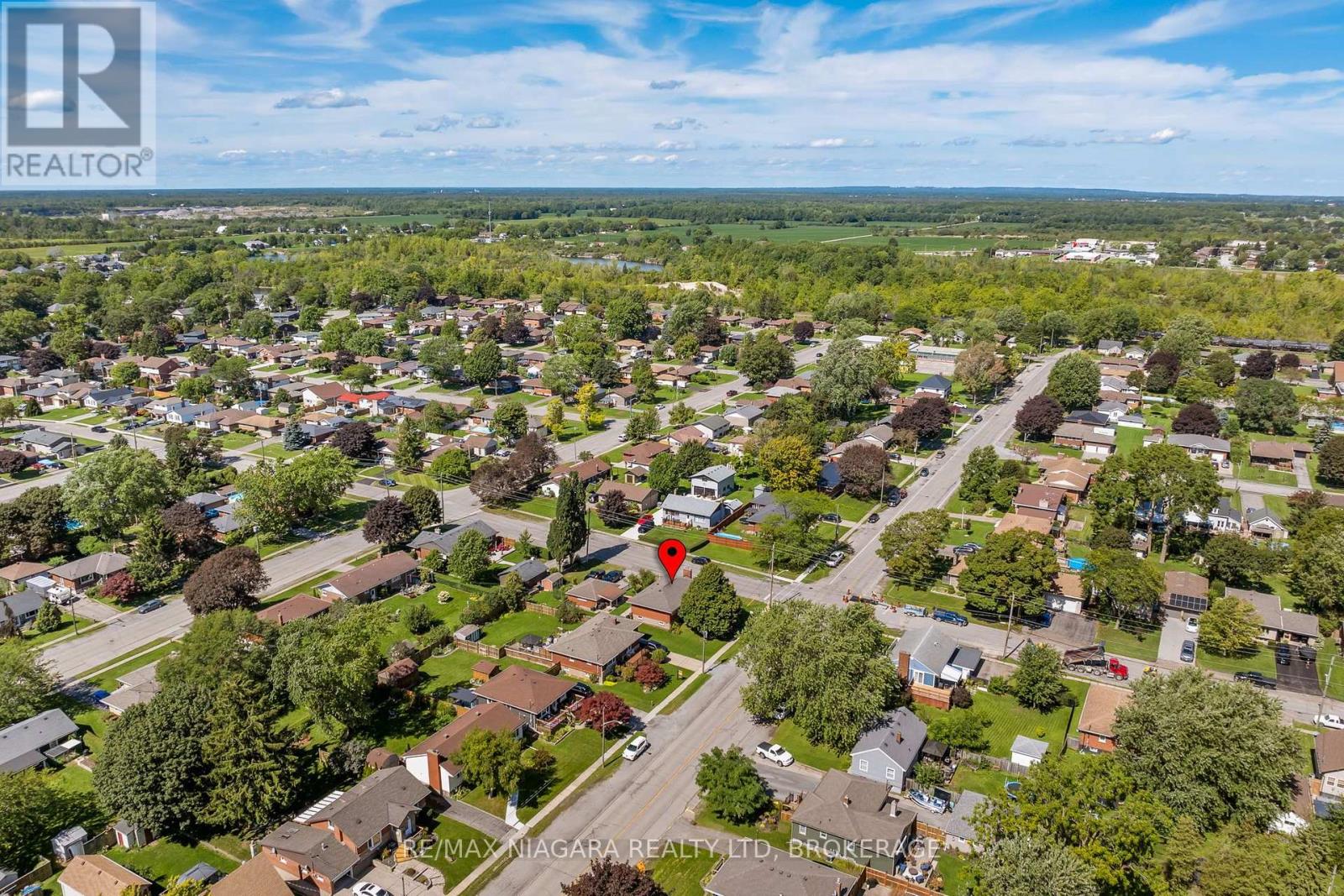 182 ROSEMOUNT AVENUE - 36