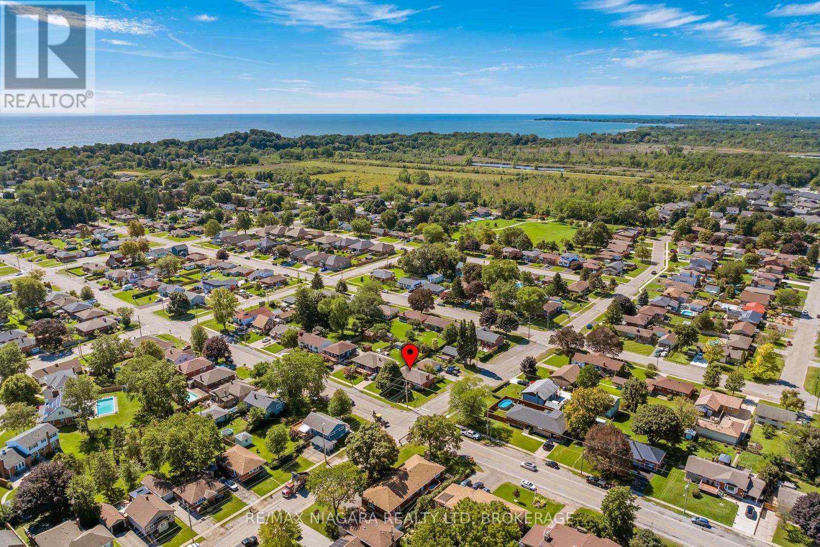 182 ROSEMOUNT AVENUE - 38