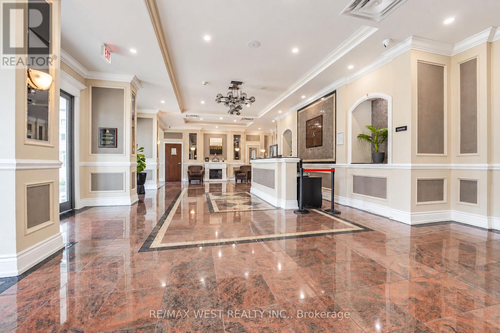 #15G 8 ROSEBANK DRIVE - 2