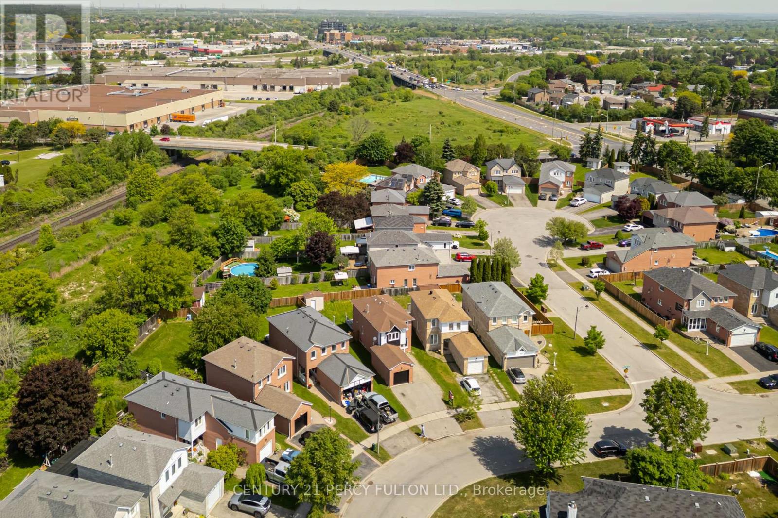 611 ATWOOD CRESCENT - 1