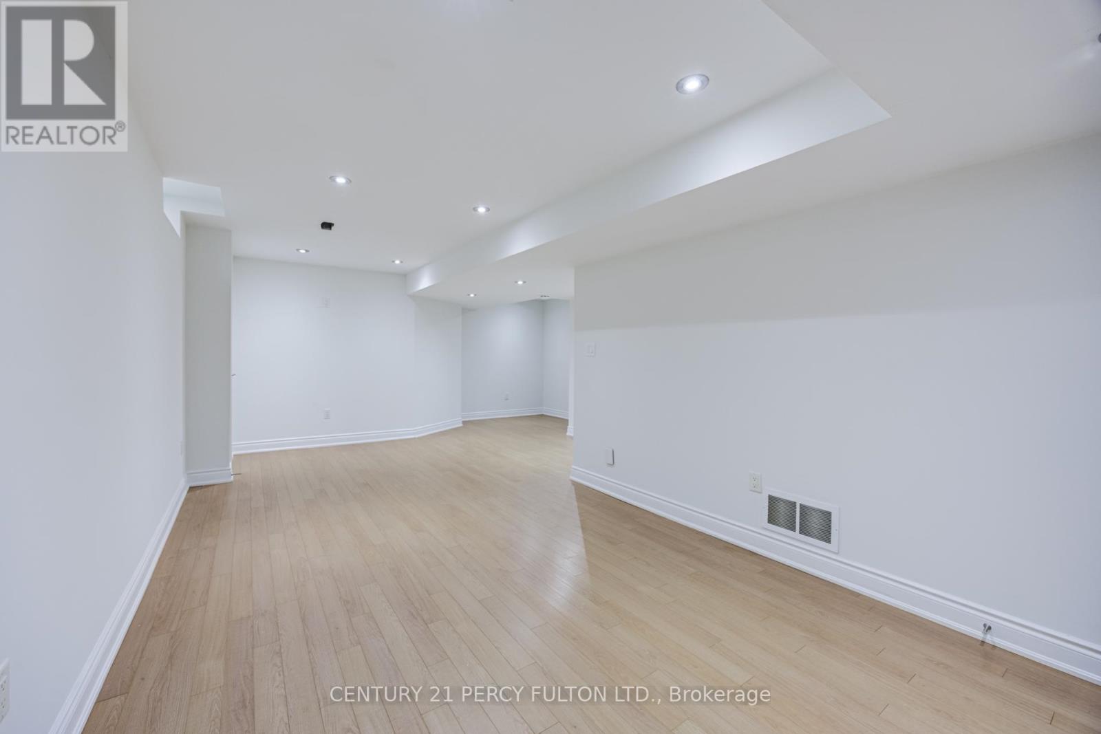 611 ATWOOD CRESCENT - 35
