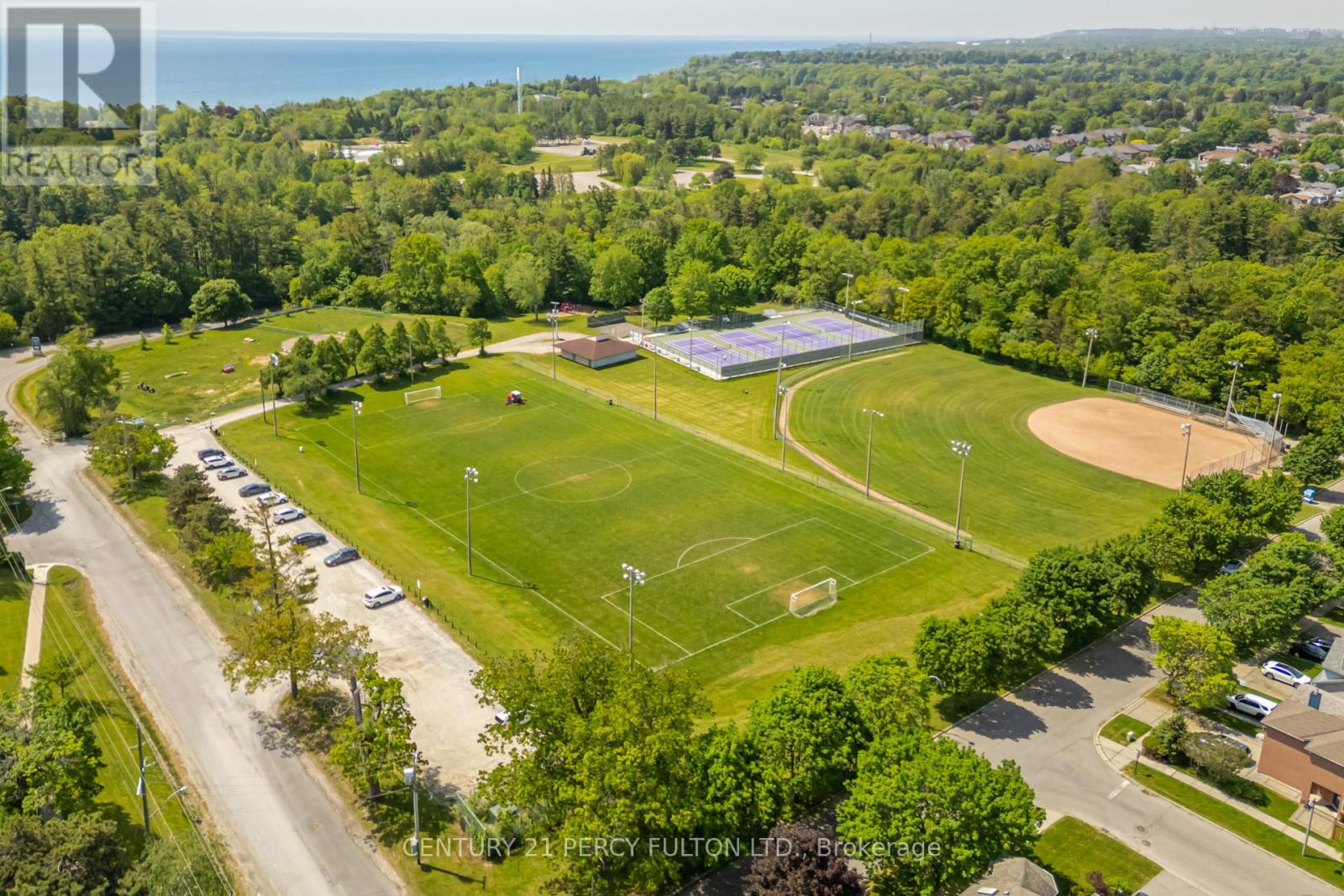 611 ATWOOD CRESCENT - 45