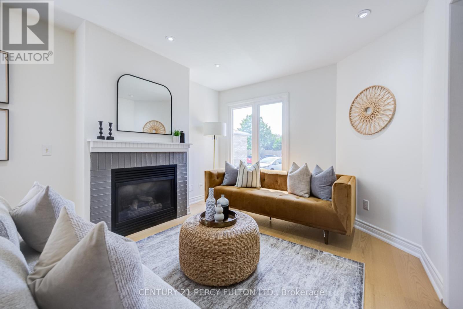 611 ATWOOD CRESCENT - 5