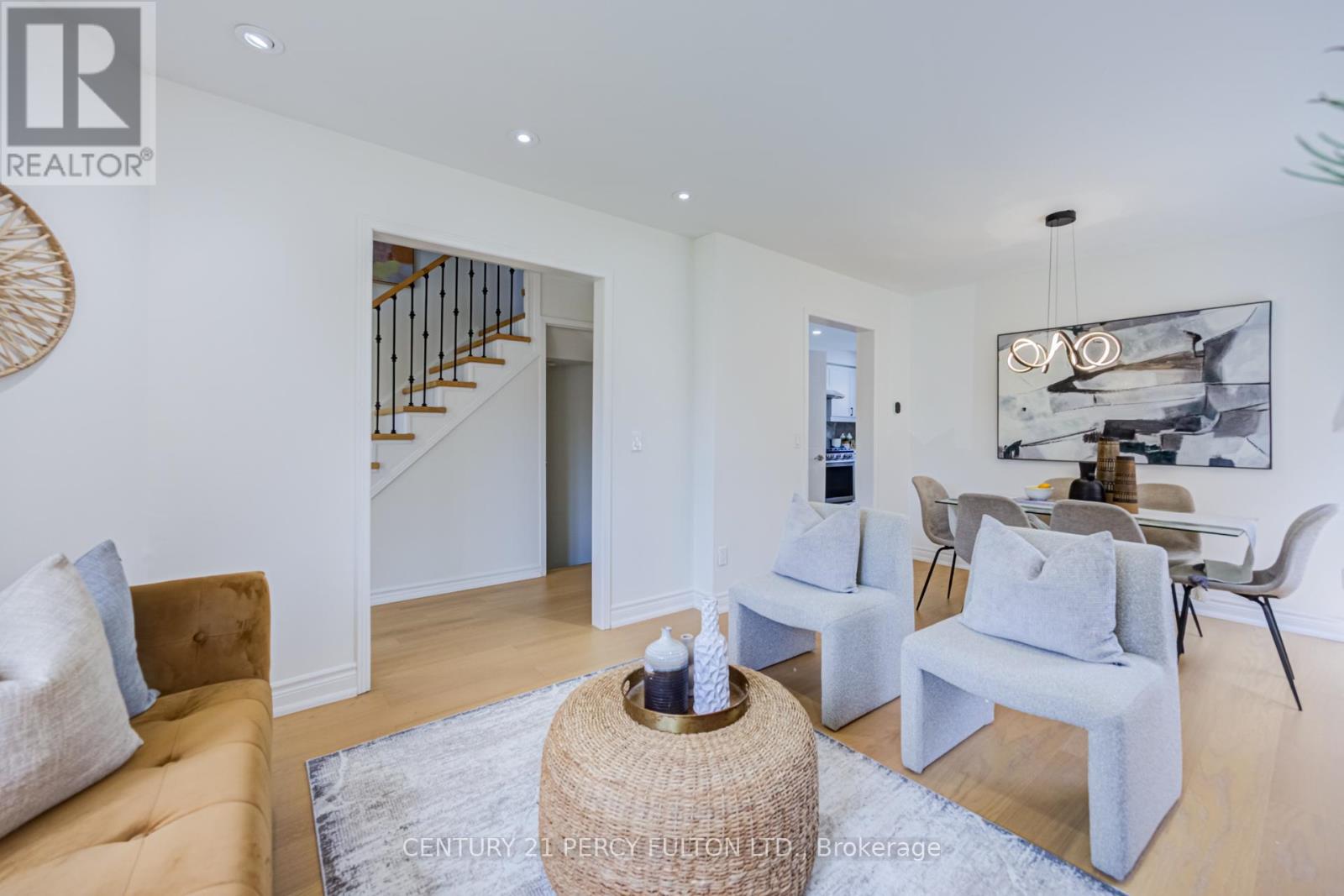 611 ATWOOD CRESCENT - 6