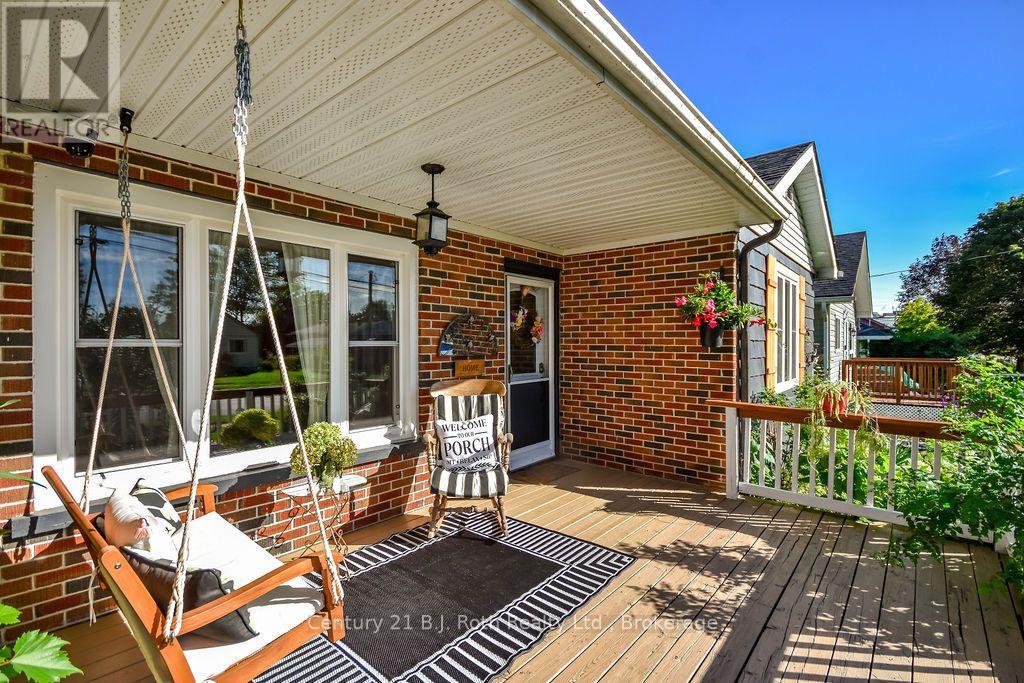 258 JAMES STREET E, Orillia — photo 2