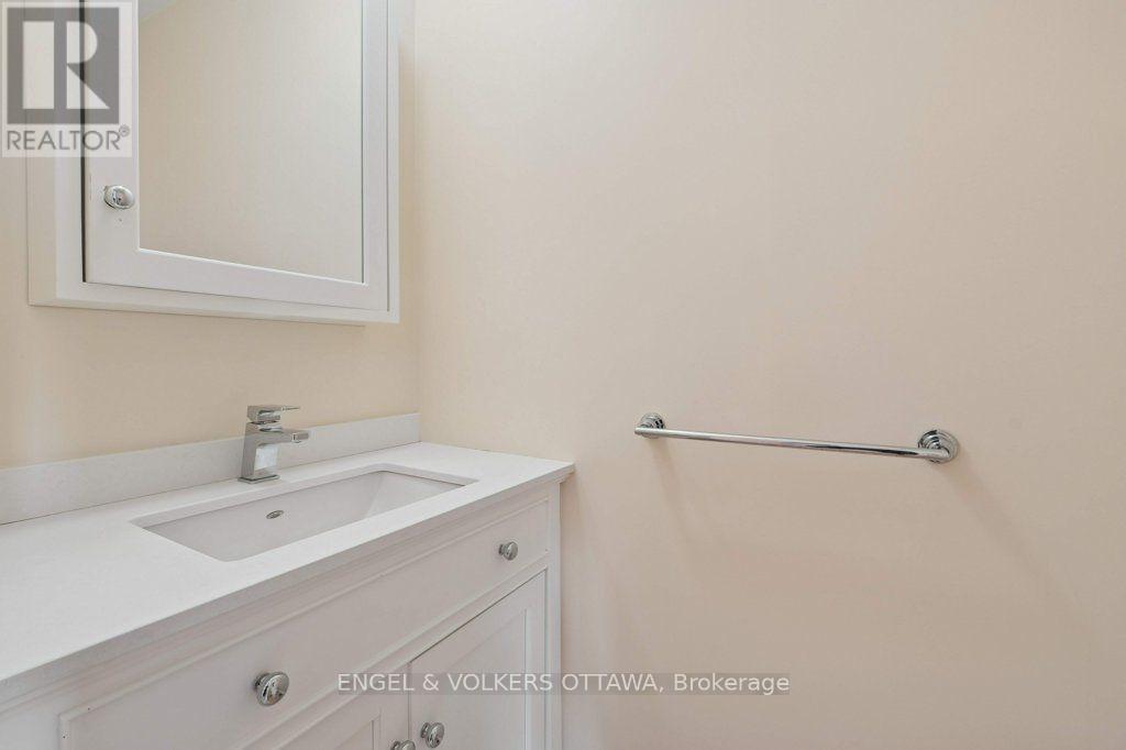 3 Bed, 2 Bath House for Sale in Ottawa – 18 – 1280 CAHILL DRIVE, Ottawa – MLS# X13773872 - Image 33