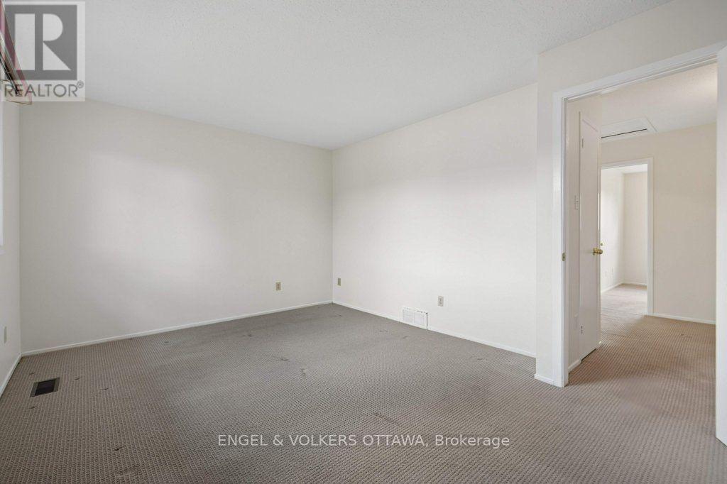 3 Bed, 2 Bath House for Sale in Ottawa – 18 – 1280 CAHILL DRIVE, Ottawa – MLS# X13773872 - Image 37