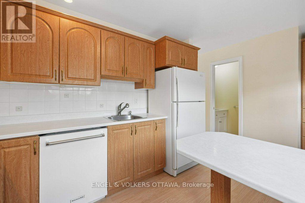 3 Bed, 2 Bath House for Sale in Ottawa – 18 – 1280 CAHILL DRIVE, Ottawa – MLS# X13773872 - Image 31
