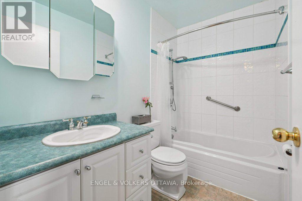 3 Bed, 2 Bath House for Sale in Ottawa – 18 – 1280 CAHILL DRIVE, Ottawa – MLS# X13773872 - Image 49