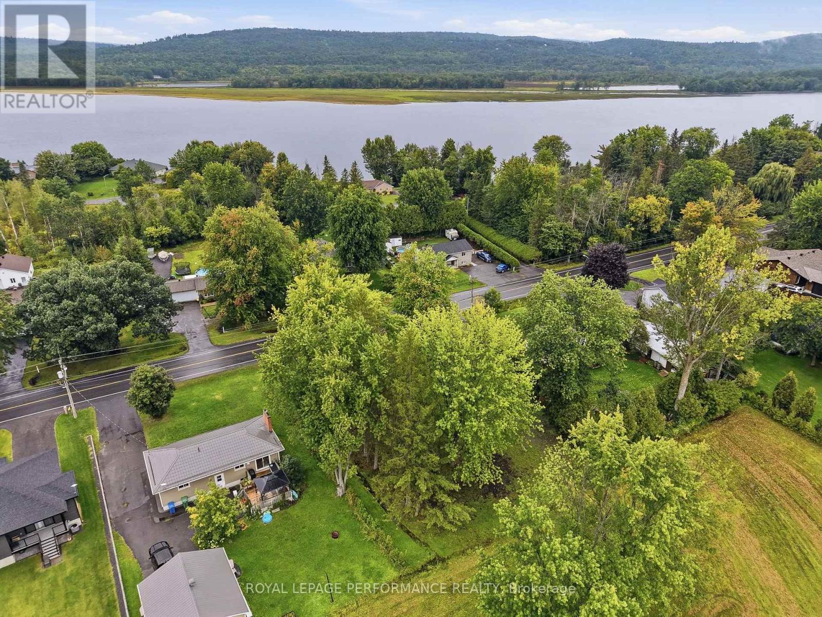 485 FRONT ROAD W, Champlain — photo 4