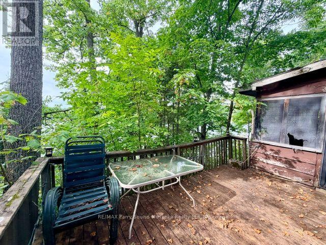 220 EAST WHALLEY LAKE ROAD E - 20