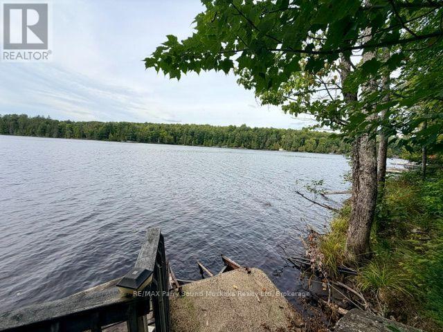 220 EAST WHALLEY LAKE ROAD E - Image 24