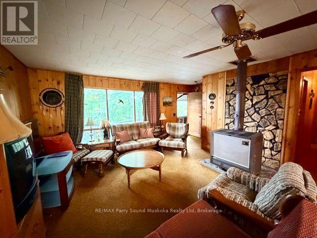 220 EAST WHALLEY LAKE ROAD E - 8