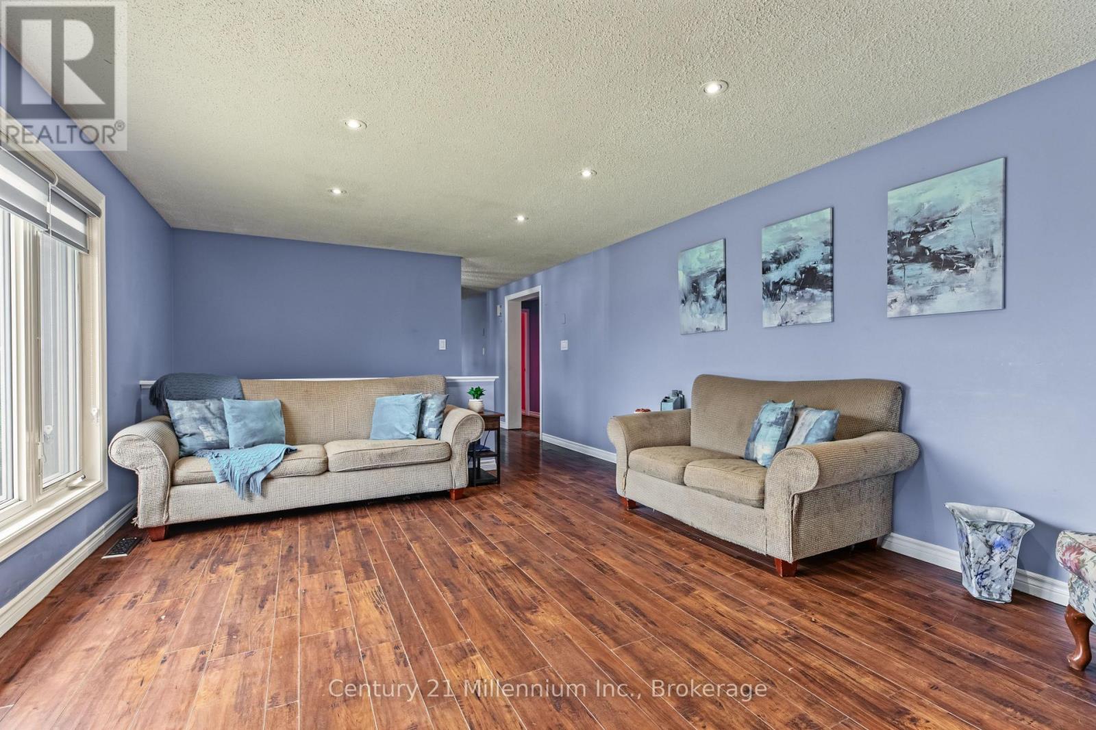 558082 MULMUR-MELANCTHON TOWNLINE - 12