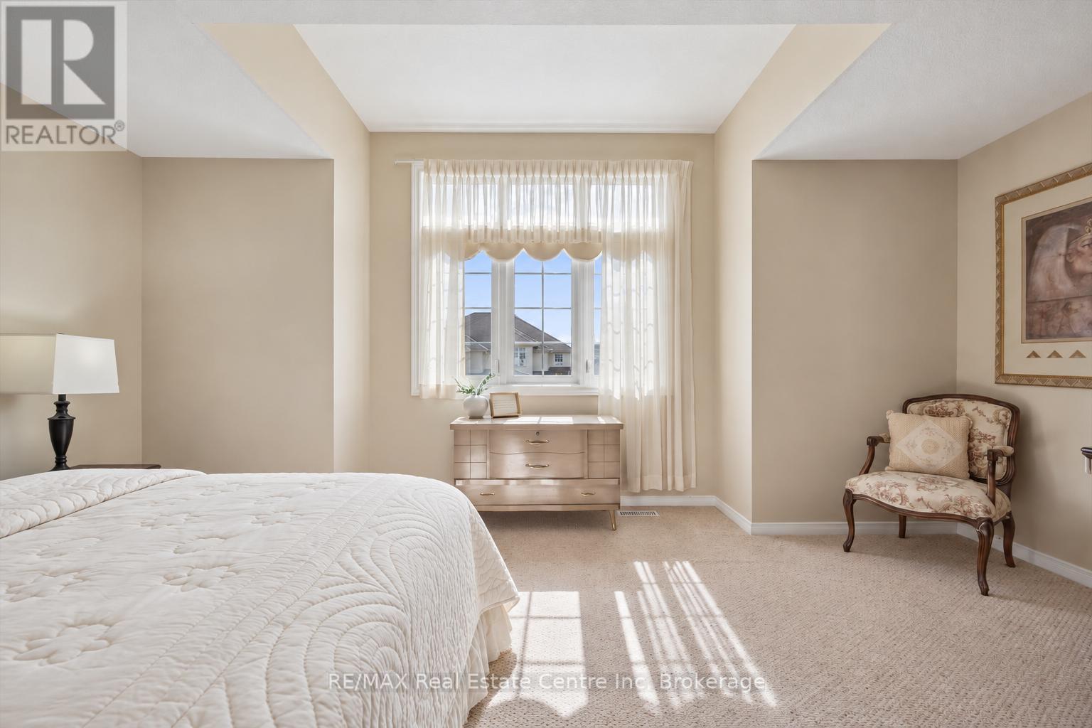 4 HUNT STREET - 10