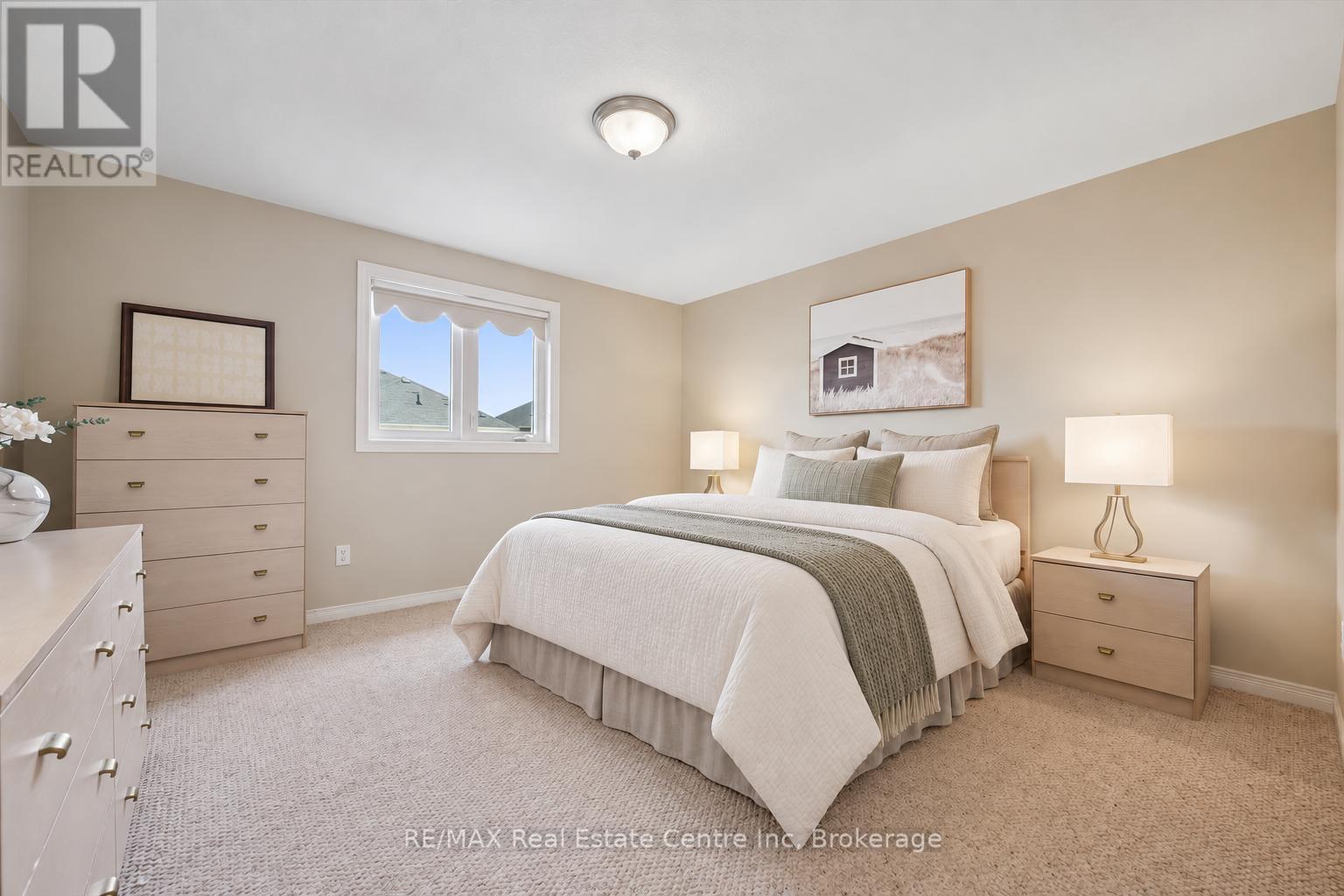 4 HUNT STREET - 13