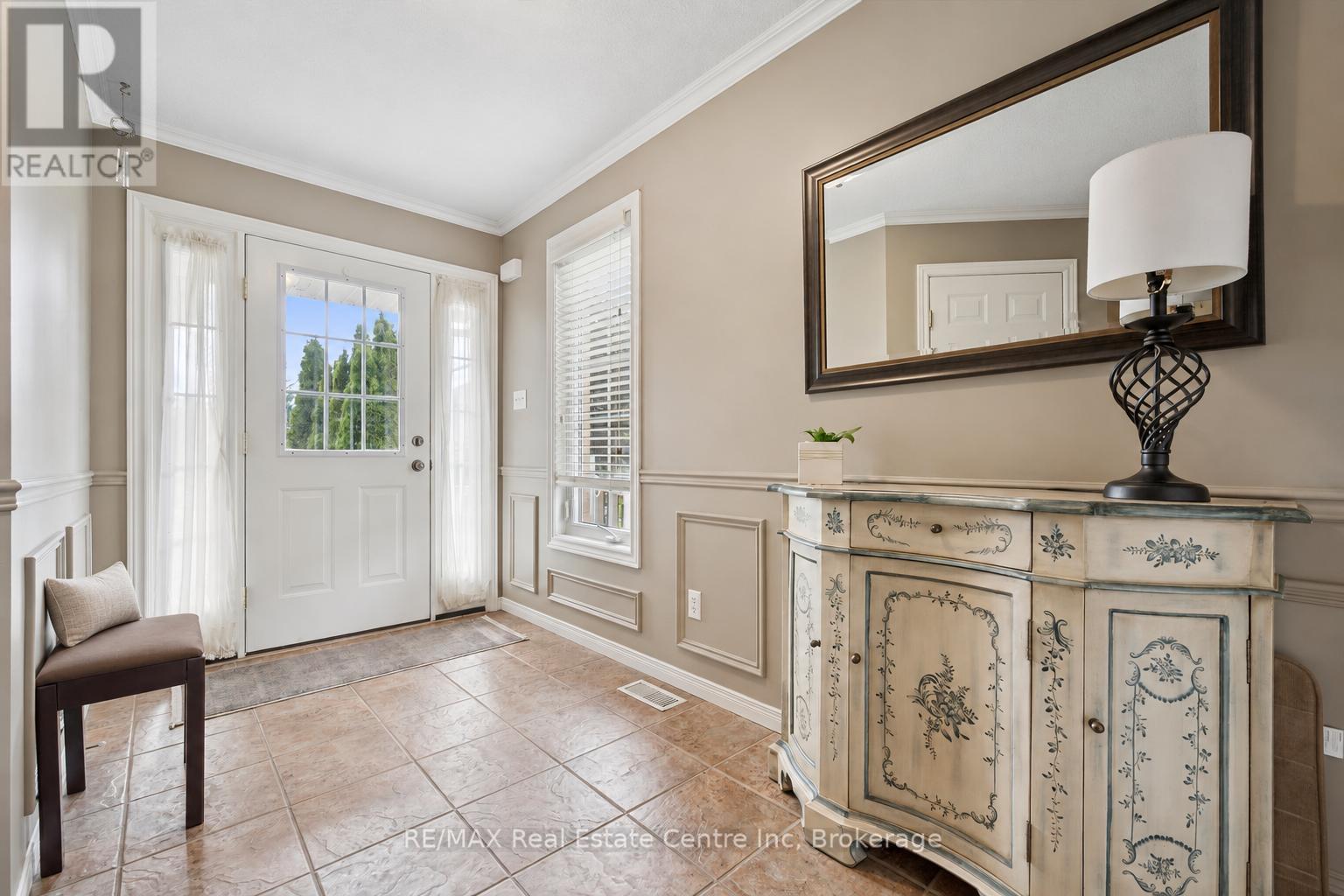4 HUNT STREET, Guelph (Pineridge/Westminster Woods) — photo 2
