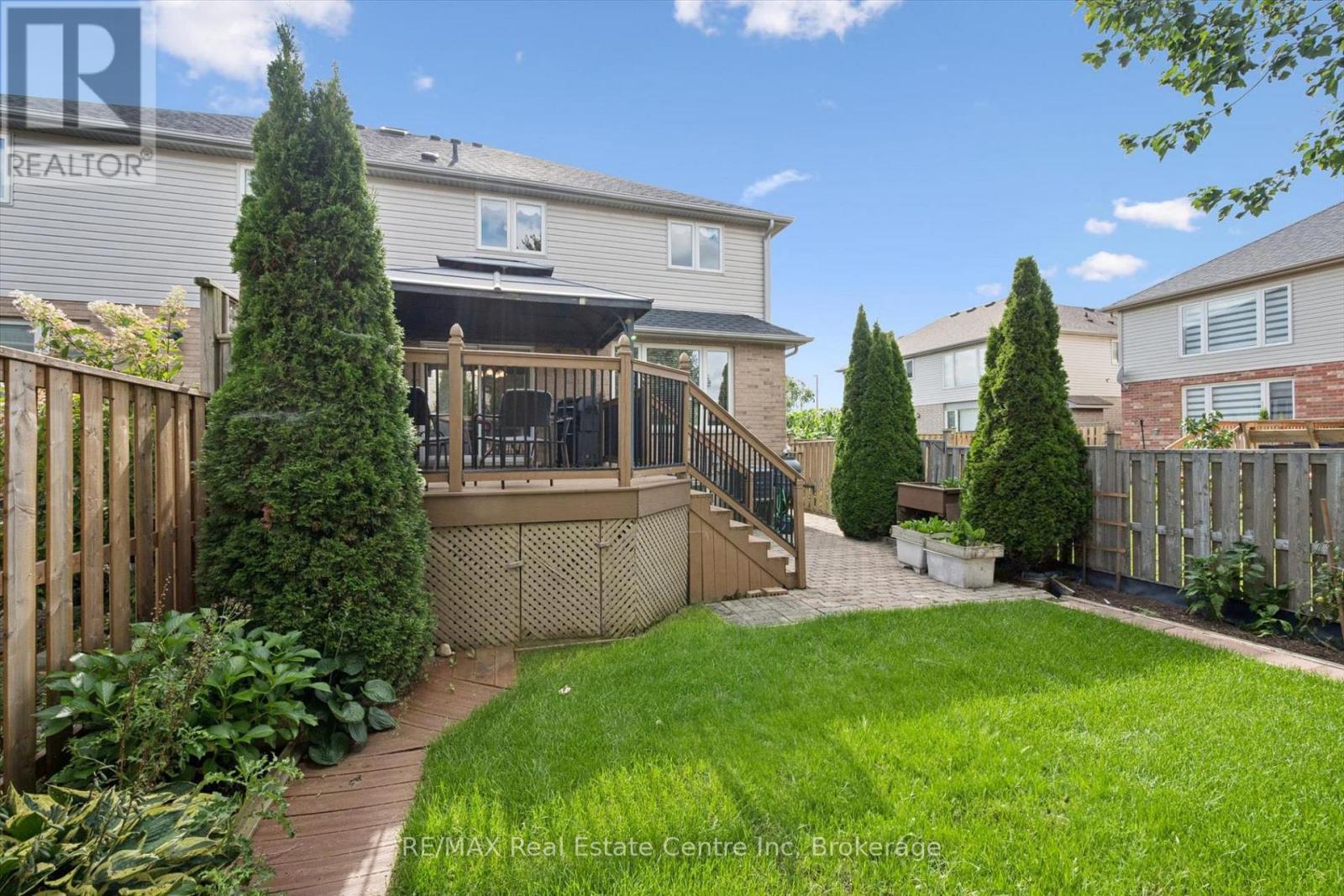 4 HUNT STREET - 21