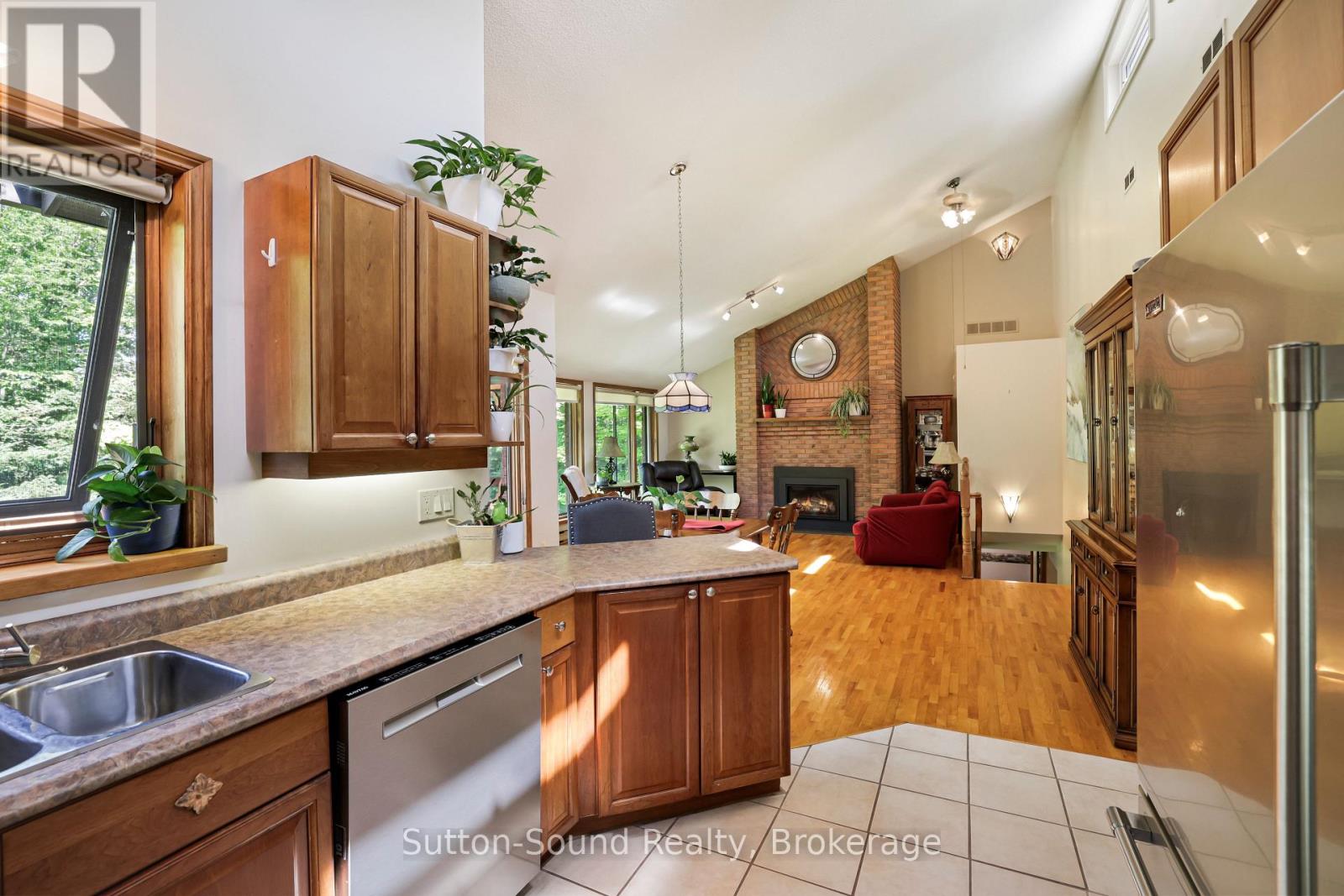 42 CARSON LAKE CRESCENT - Image 11