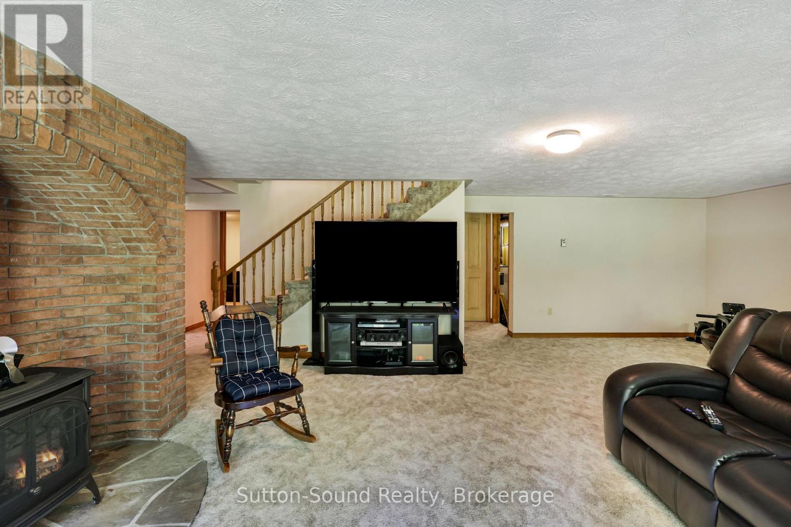 42 CARSON LAKE CRESCENT - 23