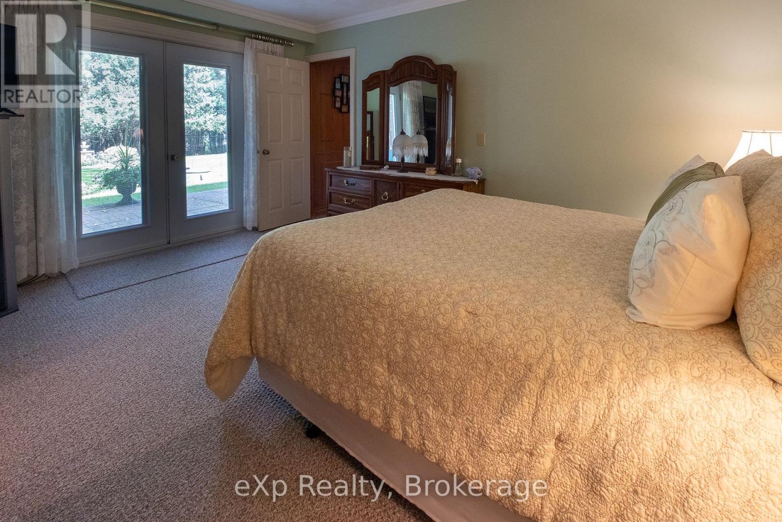 222431 DERBY-KEPPEL TOWNLINE - 26