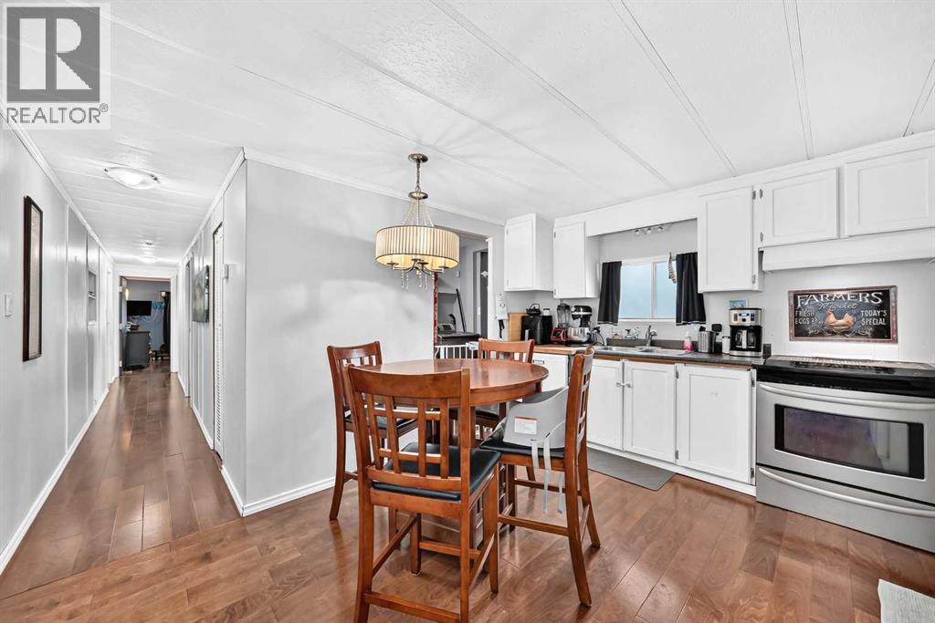 125, 6724 17 Avenue SE - 10