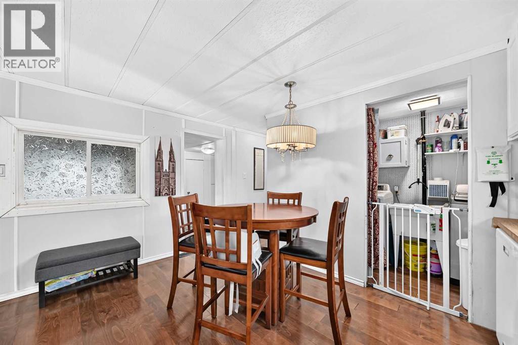 125, 6724 17 Avenue SE - 11