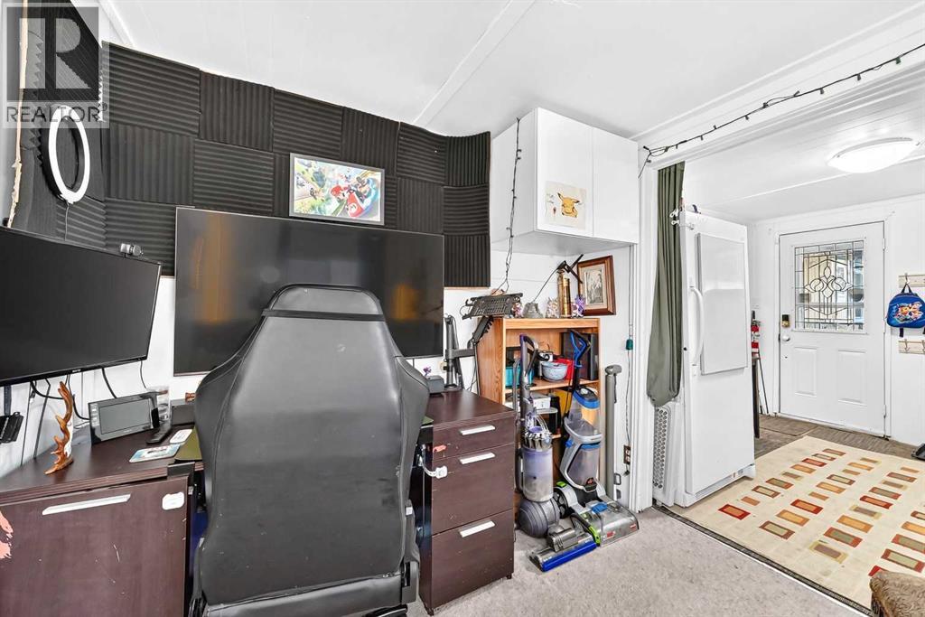 125, 6724 17 Avenue SE - 23