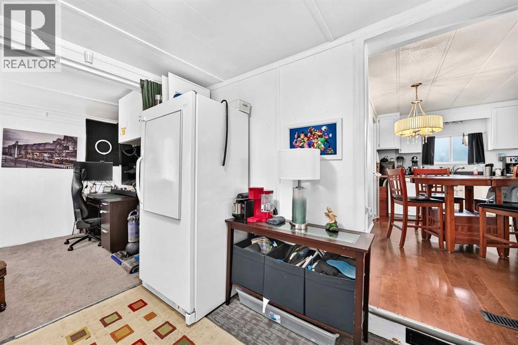 125, 6724 17 Avenue SE - 24